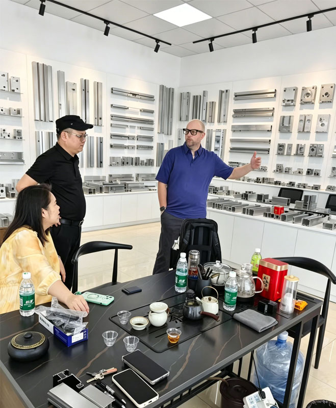 Custom Aluminum CNC Machining